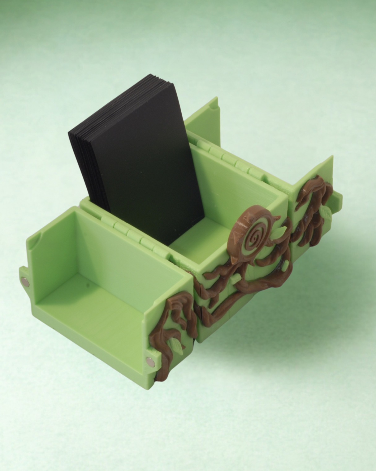 Scrigno del Druido - Deck Box Natura Fantasy Magnetico